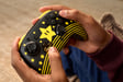 Turtle Beach Rematch Super Mario Star Manette sans fil w/ brille dans le noir et sous licence officielle Nintendo – pas de bouton C