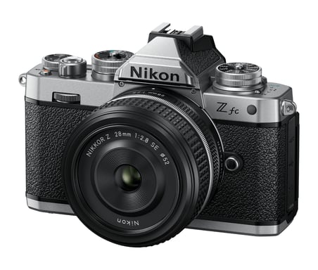 Nikon Z fc + 28 SE-kit MILC 20,9 MP CMOS 5568 x 3712 pixels Noir, Argent