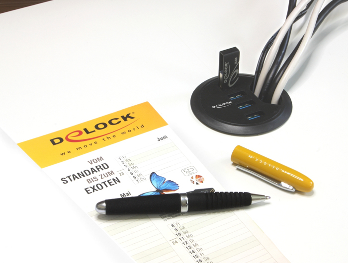 DeLock Hub de bureau USB A 3.0 à 4 ports - vue 3