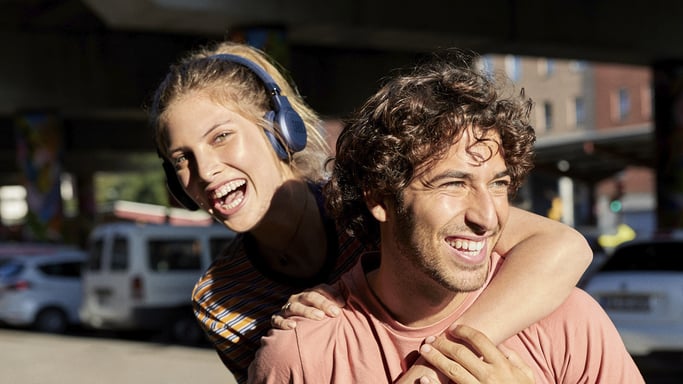 JBL Live 460NC: Cuffie Bluetooth con Cancellazione del Rumore e Chiamate