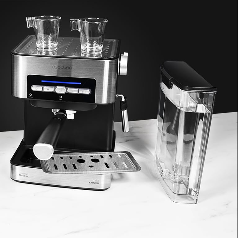 Cecotec Machine À Café Expresso Power Espresso 20 Matic. 20bars De Pression 1.5 Bras Double Sortie Buse Vapeur Plateau Réchauffe Tasses Télécommandes Digitales Finitions En Acier Inoxydable - vue 3