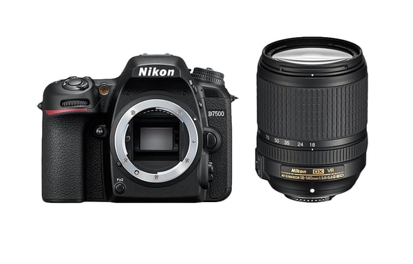 Nikon D7500 + Kit fotocamera reflex AF-S DX NIKKOR 18-140 VR 20,9 MP CMOS 5568 x 3712 pixel Nero