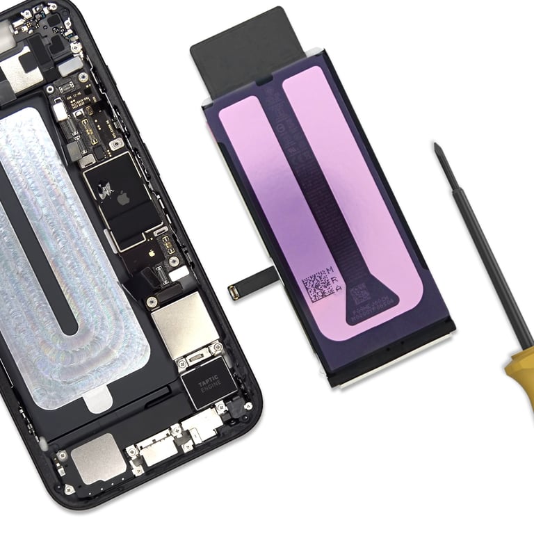 Apple Batterie de Remplacement pour iPhone 16e Li ion 4005mAh Service Pack - vue 4