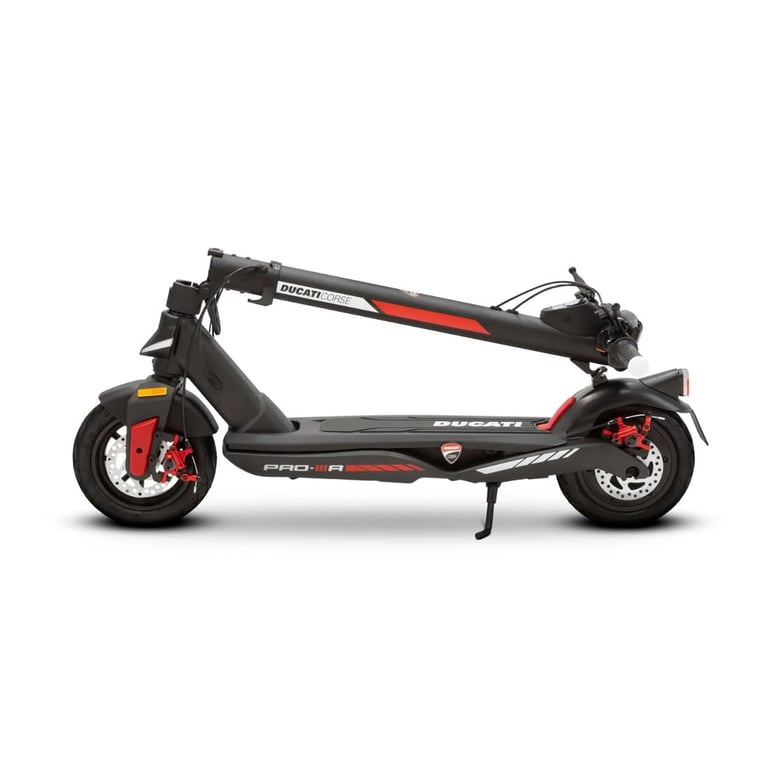Trottinette DUCATI PRO3R avec clignotants Cadre Mag Moteur 28Nm Pneu 10'' Tubeless Frein Avt et Arr à disque 18kg Batt 48V 10 4Ah 499Wh Bluetooth IPX5 Neuf - vue 3
