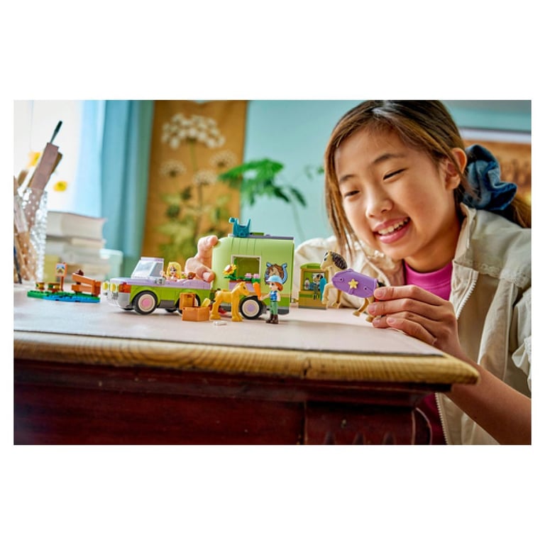 LEGO Friends La Remorque du Cheval et du Poulain 42695 - vue 5