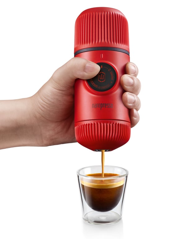 WACACO Nanopresso + Case Machine Espresso – 18 bars, café moulu, étui rigide inclus, portable, sans électricité, idéale voyage & outdoor -Rouge - Neuf
