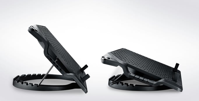 Sistema di raffreddamento Cooler Master NotePal Ergostand III per computer portatili da 43,2 cm (17'') 800 rpm Nero