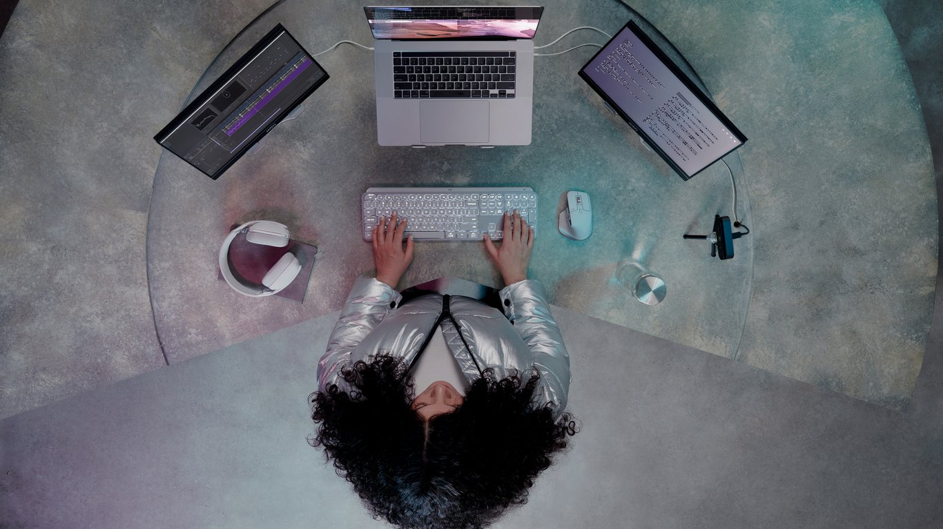 Logitech MX Keys Neuf - vue 2