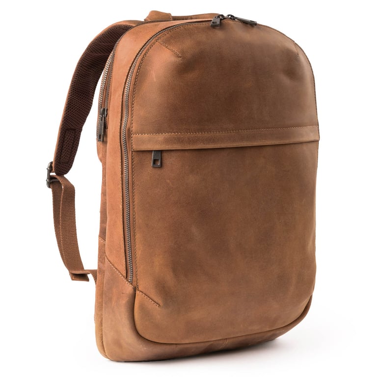 Accezz Leather Sac à dos ordinateur 16 pouces Cognac Neuf
