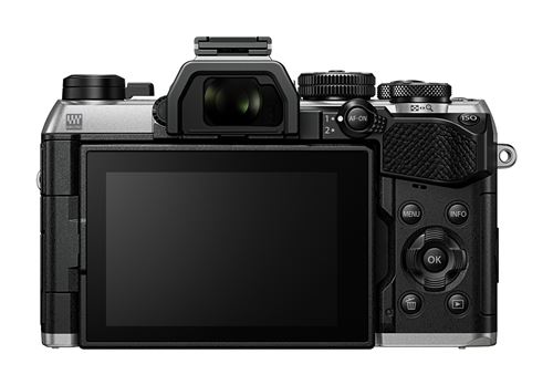 Fotocamera OM System OM-5 Mark II & Obiettivo M.Zuiko Digital 14-150mm F4-5.6 II, Argento