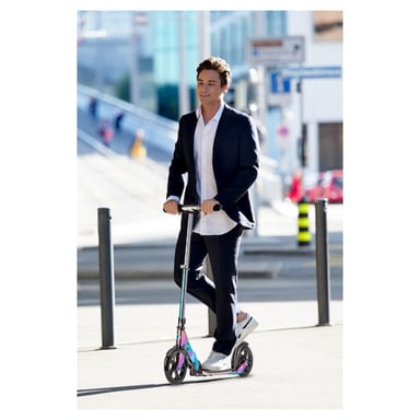Scooter Clásico Multicolor Micro Mobility para Adultos