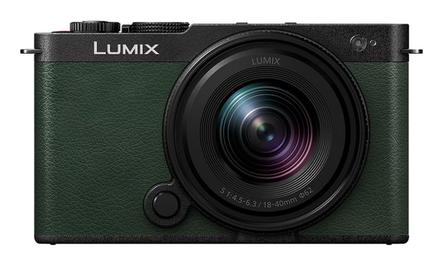 Panasonic Lumix S9 + S-R1840 Appareil-photo compact 24,2 MP CMOS 12000 x 8000 pixels Noir, Vert