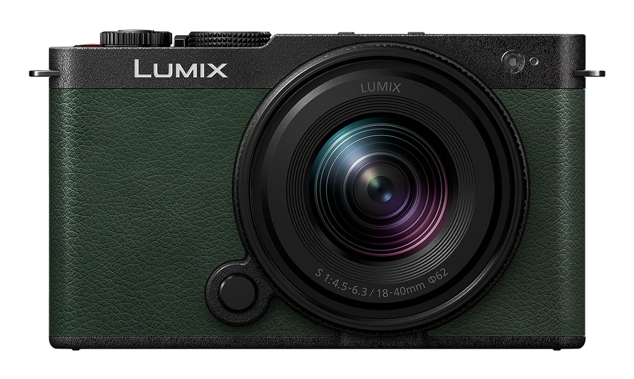 Panasonic Lumix S9 + S-R1840 Appareil-photo compact 24,2 MP CMOS 12000 x 8000 pixels Noir, Vert - Neuf
