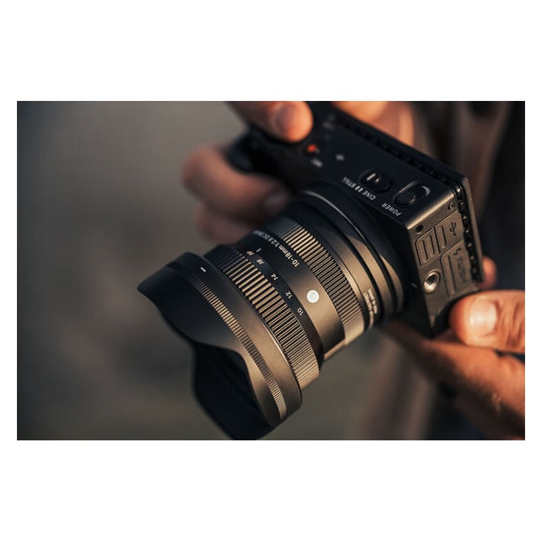 Objectif zoom Sigma 10 18 mm F2.8 DC DN C pour Monture Canon RF - vue 4