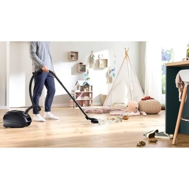 BOSCH Serie 4 BGB41BA1 - Aspirador con bolsa - 11 m de radio de trabajo - 4L de capacidad de bolsa - 75 dB - 700 W - Negro
