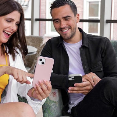 Accezz Coque Liquid Silicone avec MagSafe pour Samsung Galaxy A36 / A56 - Noir