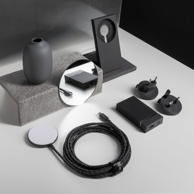 Native Union Snap Magnetic Wireless Charger Smartphone Negro, Blanco USB Cargador inalámbrico Carga rápida Interior