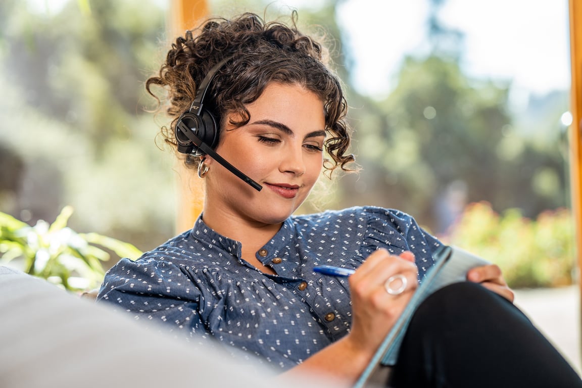 Poly Savi 8210 Savi 8200 series micro casque sur oreille DECT / Bluetooth sans fil certifié Zoom Certifié pour Microsoft Teams - vue 2