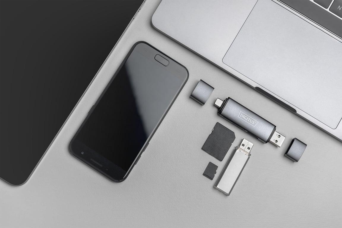 DIGITUS Hub à Double Lecteur de Carte USB CUSB 3.0 - vue 4
