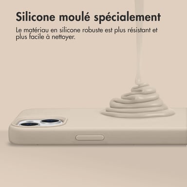 Accezz Coque Liquid Silicone avec MagSafe pour Samsung Galaxy S26 Plus - Stone