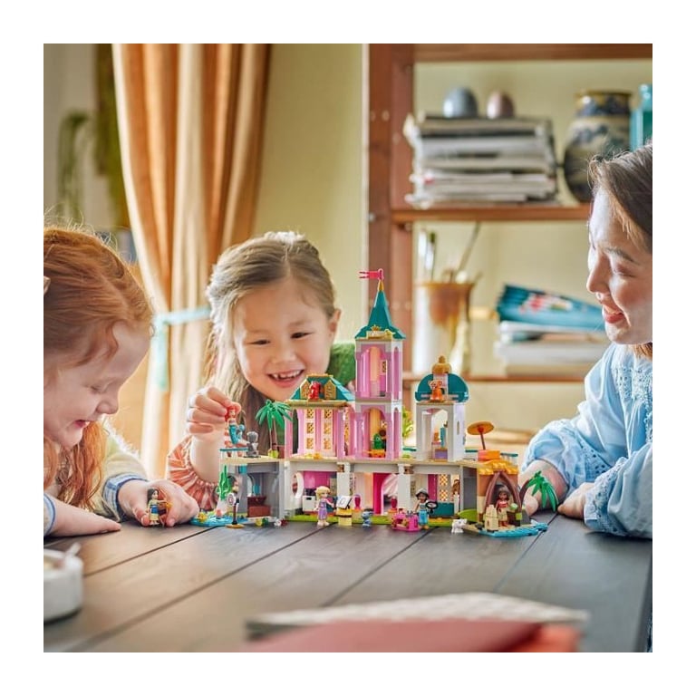 LEGO | Disney 43267 Le Château des Princesses et les Animaux Royaux - Jeu Fille des 6 ans - Neuf