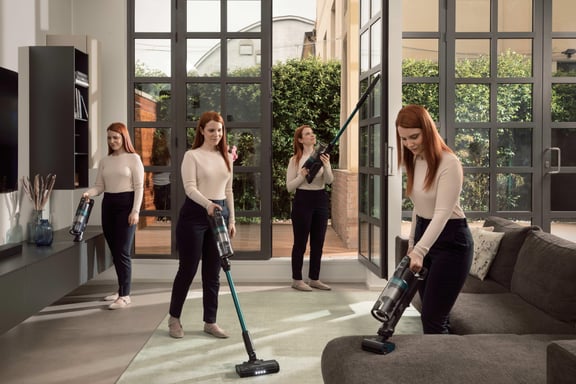 Hoover HF1P10P 011 Aspiradora escoba Batería Secar Sin bolsa 0,7 L 165 W Negro, Azul 2,2 Ah