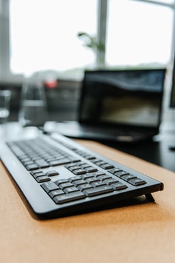 CHERRY KW 3000 teclado Universal RF inalámbrico QWERTY Español Negro