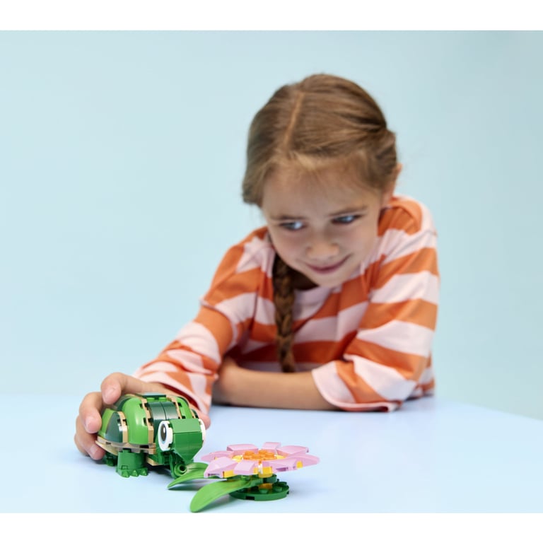 LEGO Creator La Tortue et la Fleur de Nénuphar 31377 - vue 4