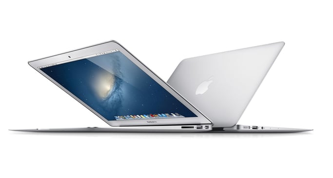 Portátil Apple MacBook Air 33,8 cm (13,3'') WXGA+ Intel® Core? i5 4 GB DDR3-SDRAM 256 GB Flash Mac OS X 10.8 Mountain Lion Aluminio