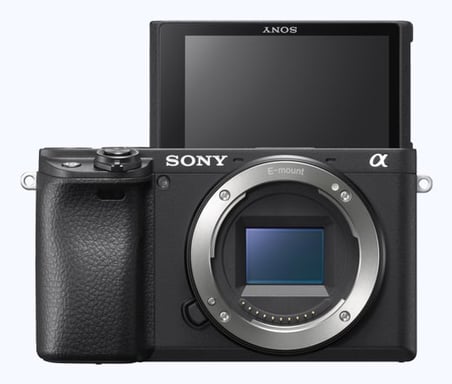 SONY ALPHA 6400 NERO + 18-135