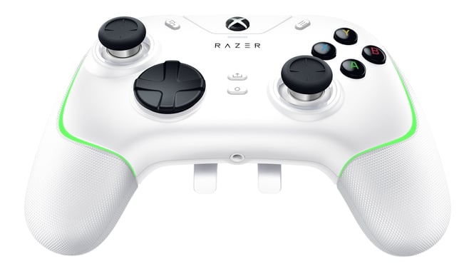 Razer Wolverine V2 Chroma White USB Analogico/Digitale Controller Xbox Series S, Xbox Series X