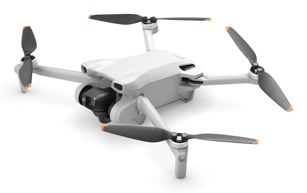 DJI Mini 3 4 rotores Cuadricóptero 48 MP 3840 x 2160 Pixeles 2453 mAh Gris