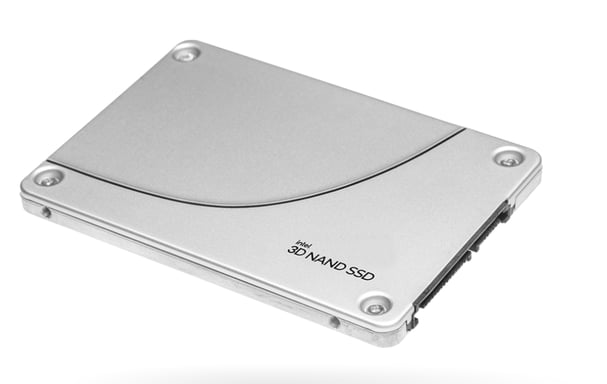 Solidigm D3-S4520 960 Go 2.5'' Série ATA III TLC 3D NAND