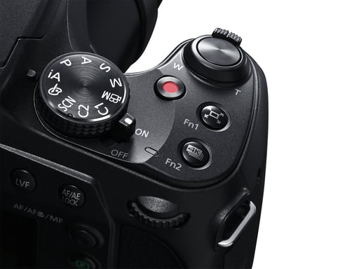 Panasonic Lumix DC-FZ82 1/2.3'' Appareil photo Bridge 18,1 MP MOS 4896 x 3672 pixels Noir