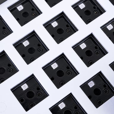 Sharkoon SGK50 S4 teclado Juego USB QWERTY Italiano Negro