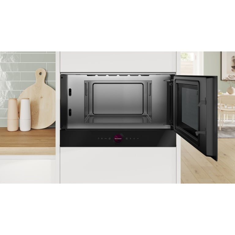 Micro-Ondes Bosch BFR9221B1 – 21 L, 900 W, Encastrable - vue 4