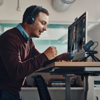 HP Poly Micro-casque Poly Voyager Focus 2 USB-C-C Noir Reconditionné - vue 2