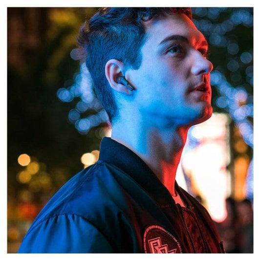 ASUS ROG Cetra True Wireless – Écouteurs Gaming sans Fil avec Connexion à Faible Latence ANC jusqu'à 27 Heures de Batteries grâce à Son étui de Chargement intégré résistance à 'eau IPX4 - vue 8