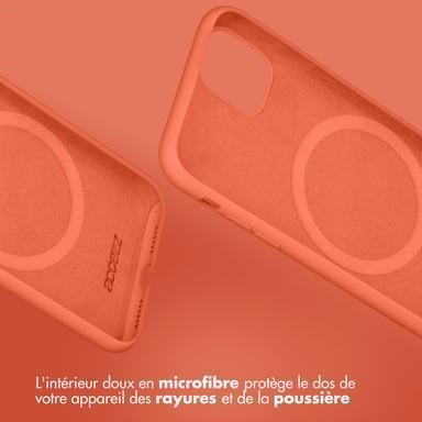 Accezz Coque Liquid Silicone avec MagSafe pour Apple iPhone 15 - Nectarine