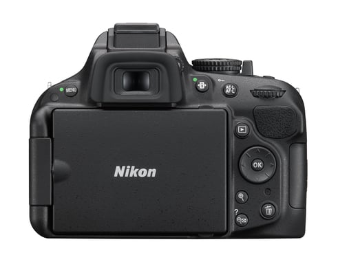 Nikon D5200 + Kit fotocamera reflex AF-S DX NIKKOR 18-55 mm 24,1 MP CMOS 6000 x 4000 pixel Nero