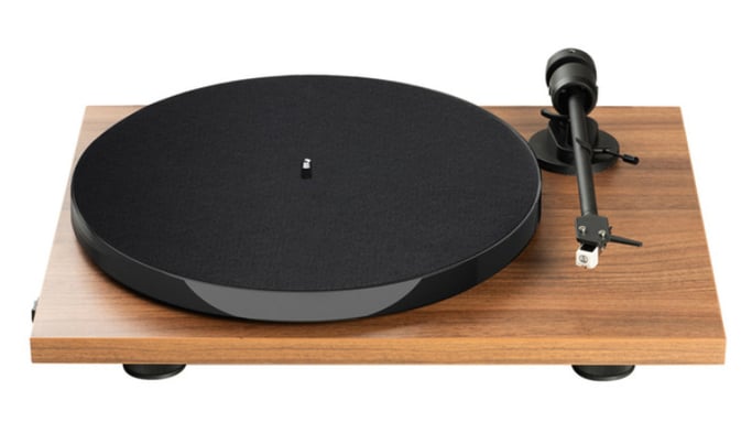 Pro-Ject E1 BT Tocadiscos de tracción por correa Nuez Semiautomático