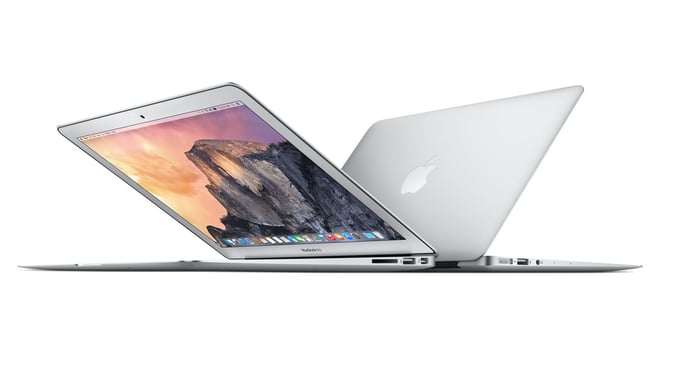 Portátil Apple MacBook Air 13'' 33,8 cm (13,3'') Intel® Core? i5 8 GB LPDDR3-SDRAM 128 GB Flash Mac OS X 10.10 Yosemite Plata
