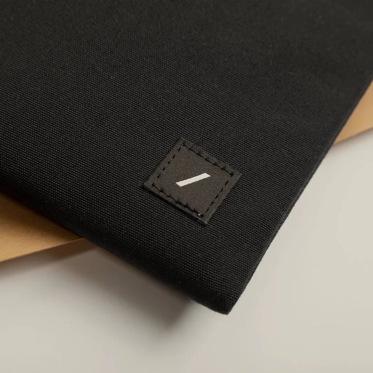 Housse de Protection pour MacBook Pro 16 Modèle W.F.A Neuf - vue 3