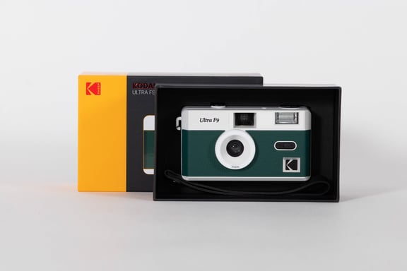 Fotocamera compatta Kodak F9 135 mm verde, bianca