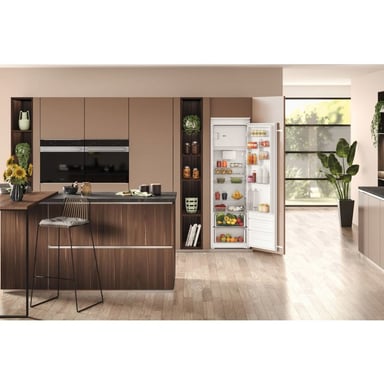 Refrigerador congelador empotrable Hotpoint HASD184011A1 FR 285 L Blanco Inverter FreshZone 30 dB puertas reversibles