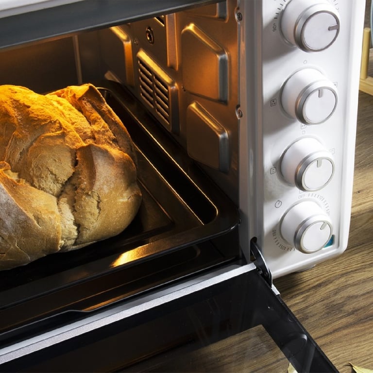 CECOTEC 03815 - Mini four Bake&Toast 4600 White Gyro - Neuf