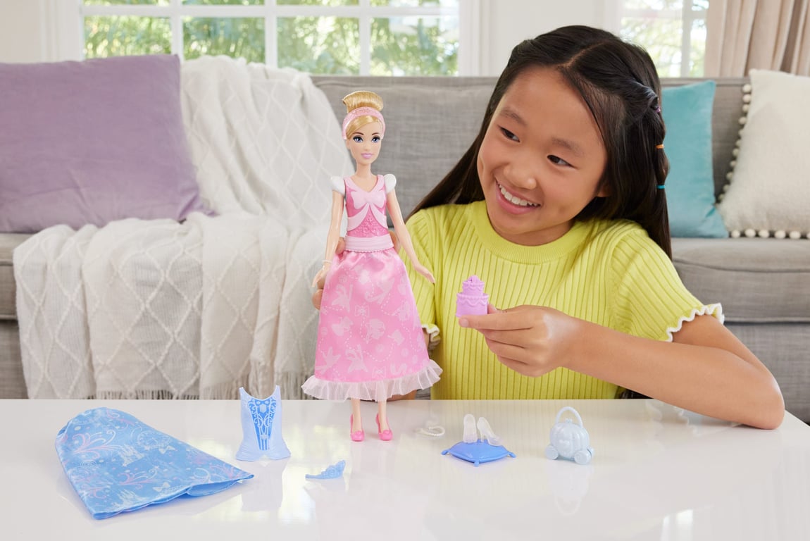 Poupée Cendrillon Disney Princess – 2 Tenues et 9 Accessoires - vue 5