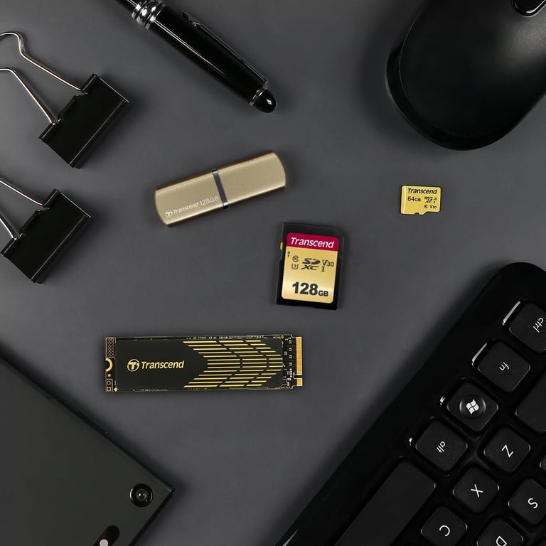 Transcend UHS I U3 MicroSDHC Classe 10 Neuf - vue 5