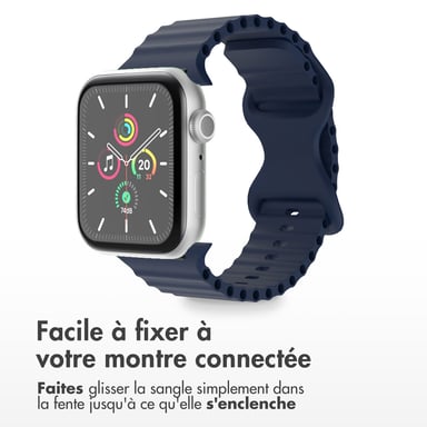imoshion Bracelet Athletic en silicone pour Apple Watch Series 1 t/m 9 / SE (38/40/41 mm) | Series 10 / 11 (42 mm) - Bleu foncé
