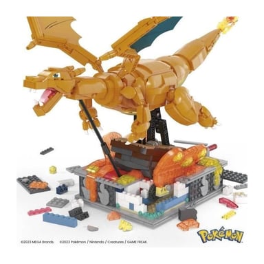 Mega Construx Pokemon Charizard En Movim
